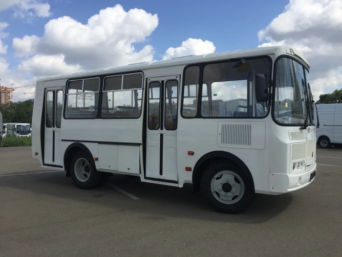 Объем рынка новых автобусов в России превысил за год 17 тыс. единиц